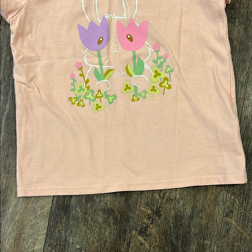 Light Pink Short Sleeve Tee with Bunny Graphic - Picture 5 of 6